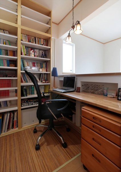 新築には使い勝手のいい2 3畳の書斎をレイアウト インテリアとしてもおしゃれな広さ 配置パターンの実例集 茨城編 不二建設
