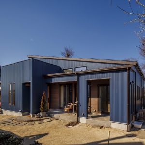 自然素材と空間にこだわる平屋　阿見町