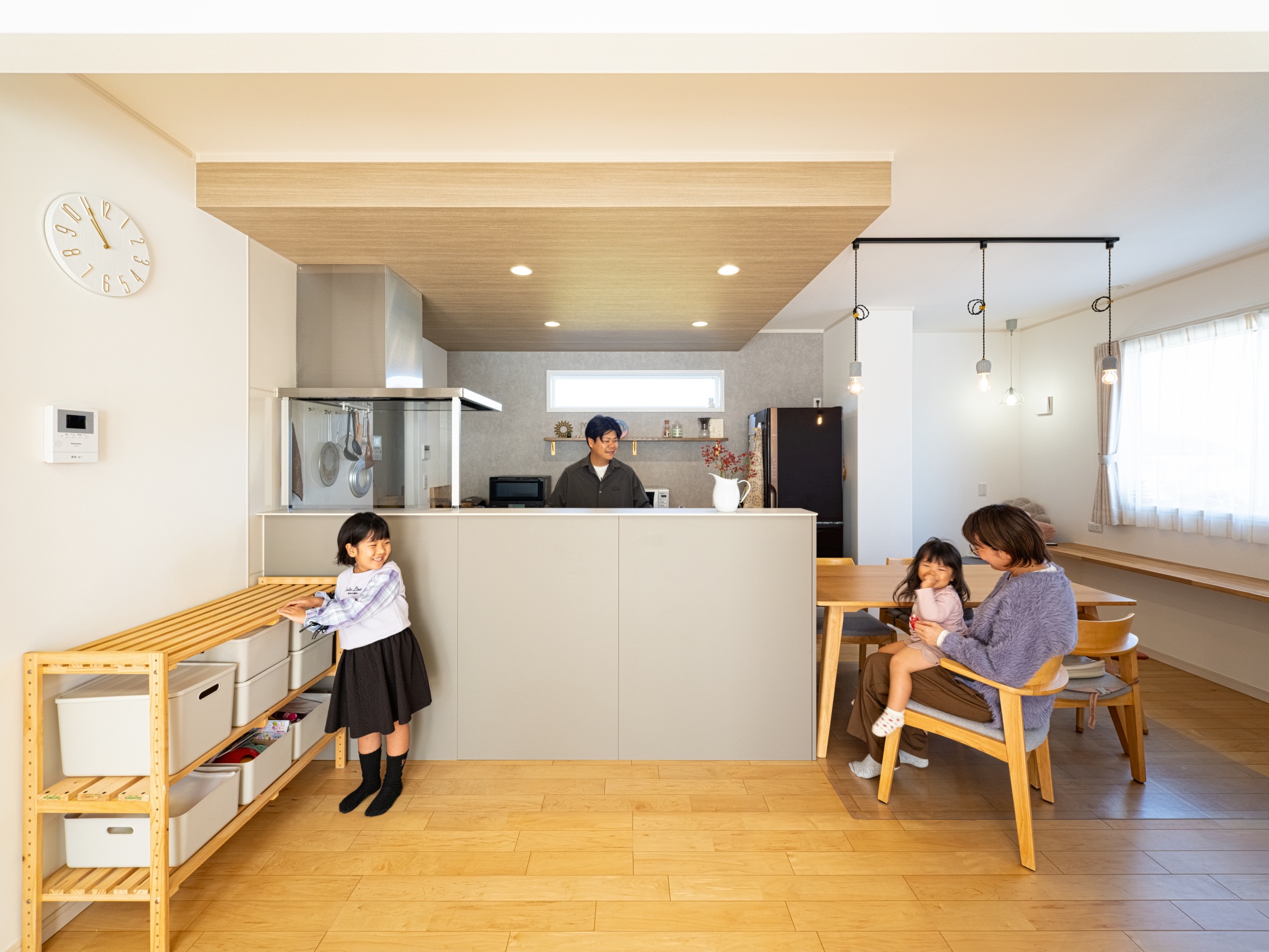 家事も子育ても楽しい回遊動線 新・平屋スタイルの1.5 階建て　－稲敷市O様－　　